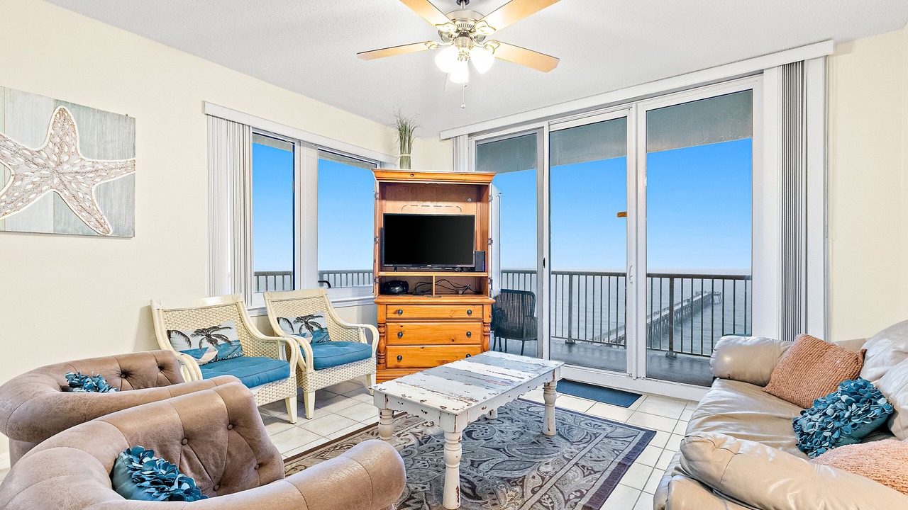 Photo of Livingroom in Navarre Beach