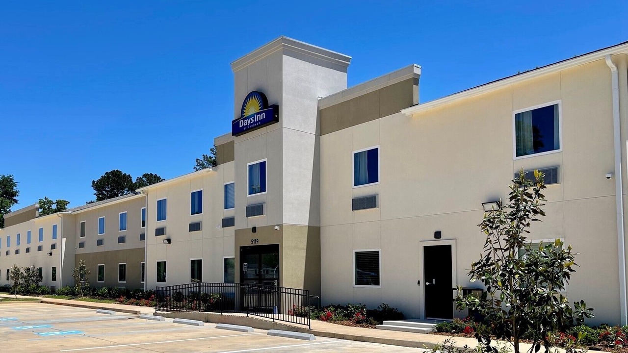 Photo of Outdoor in Zachary