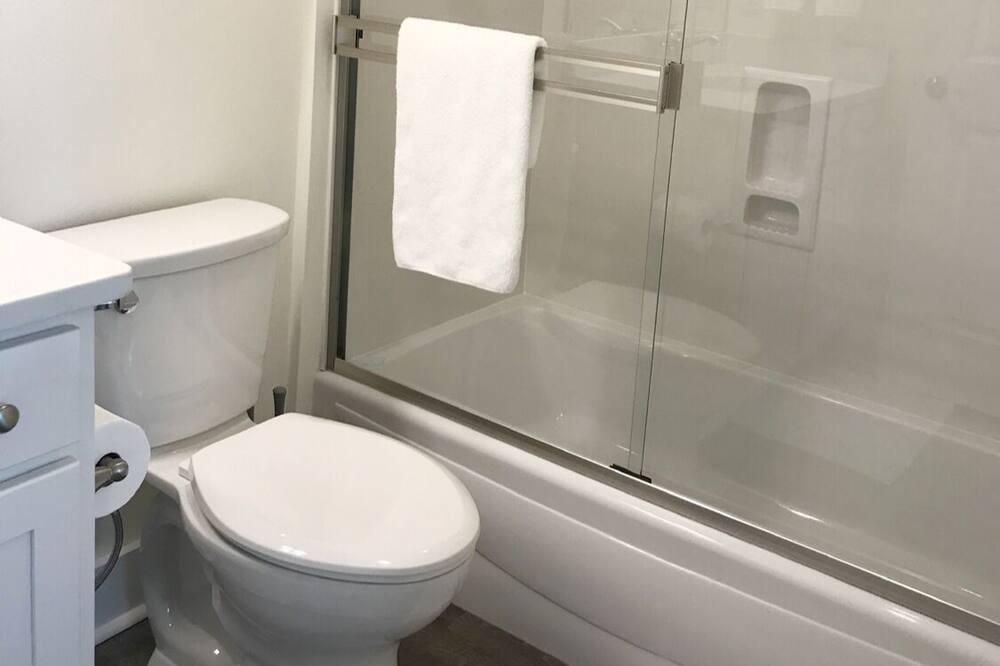 Photo of Bathroom in Santa Rosa Beach