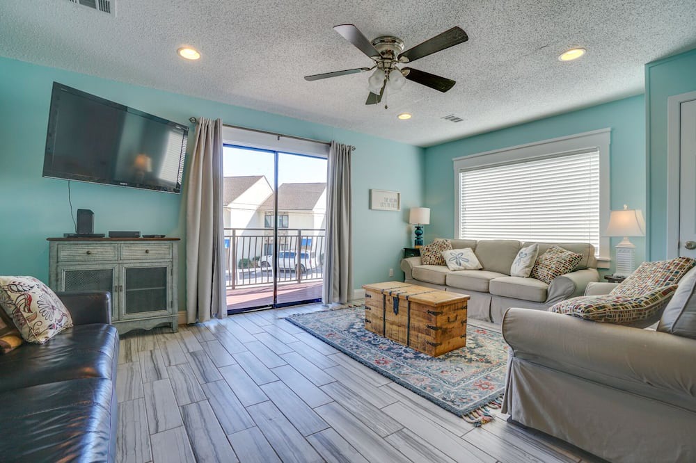 Photo of Livingroom in Miramar Beach
