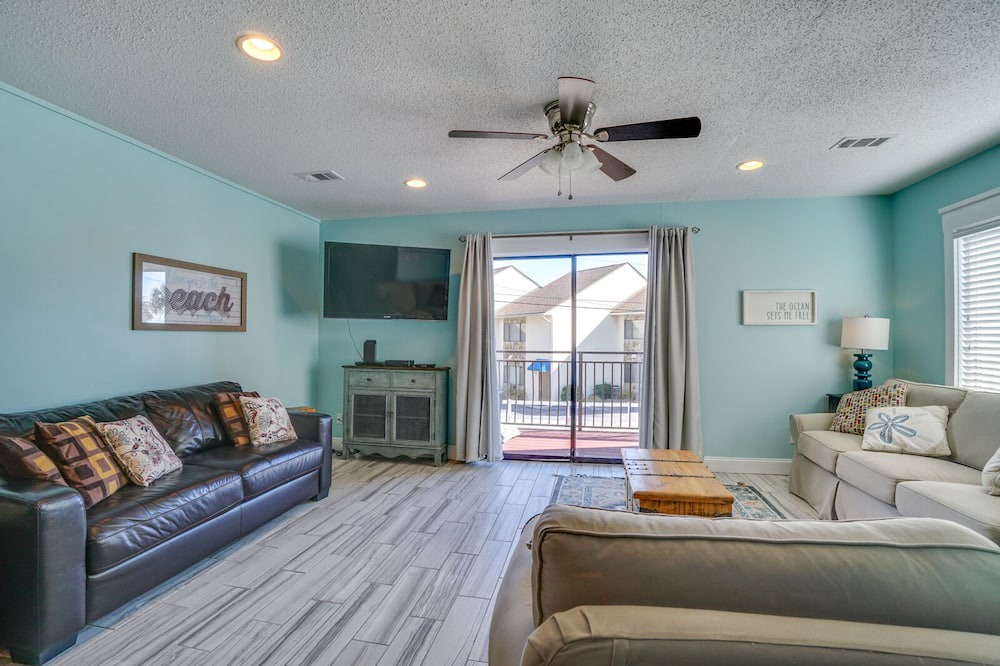 Photo of Livingroom in Miramar Beach