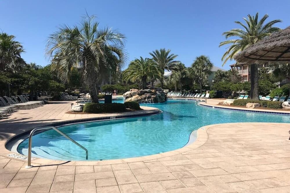 Photo of Outdoor in Villages of Crystal Beach