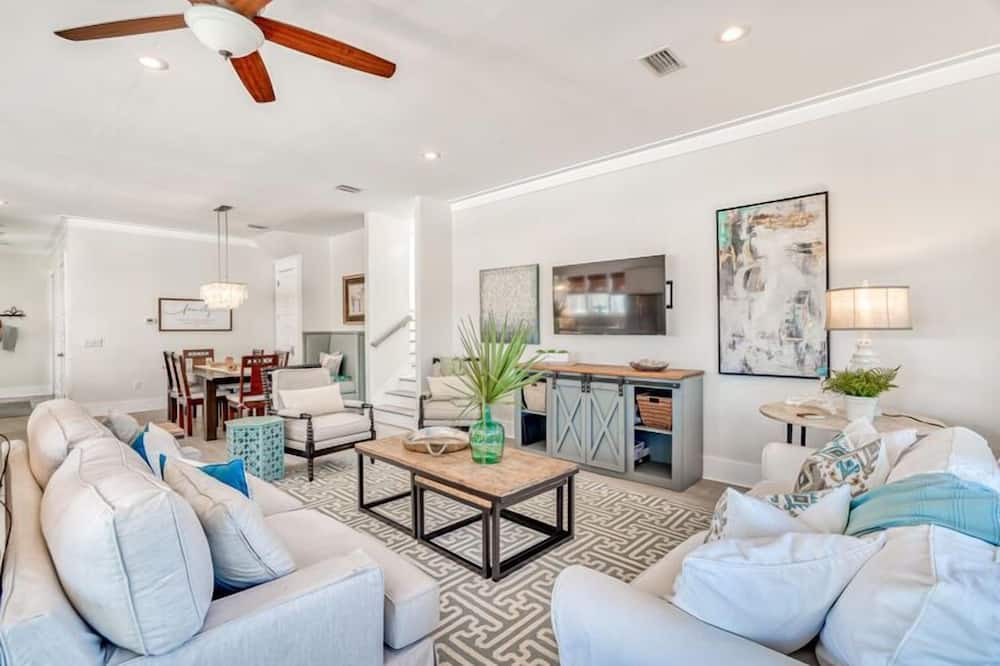 Photo of Bedroom in Village of Sugar Beach