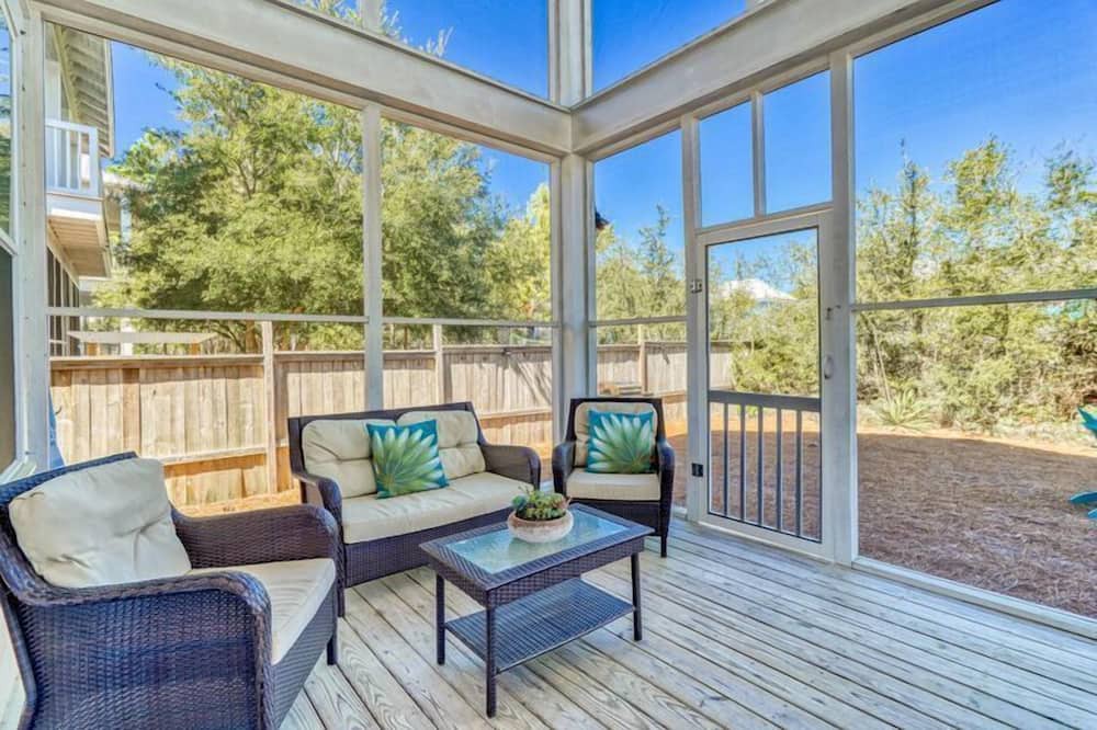 Photo of Outdoor in Village of Sugar Beach