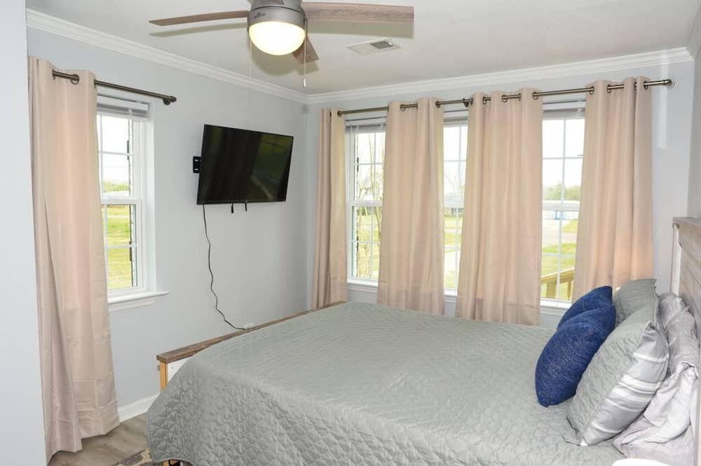 Photo of Bedroom in Grand Bay