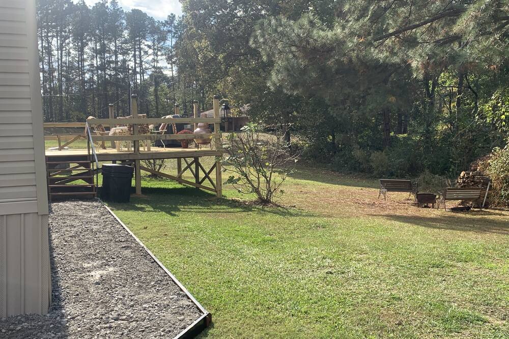 Photo of Others in Claiborne