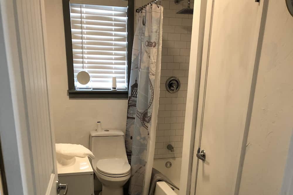 Photo of Bathroom in Bay St Louis