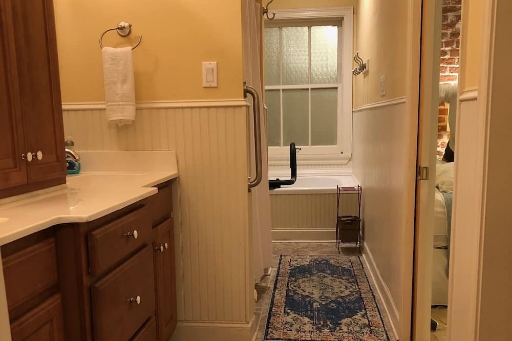 Photo of Bathroom in Central Business District