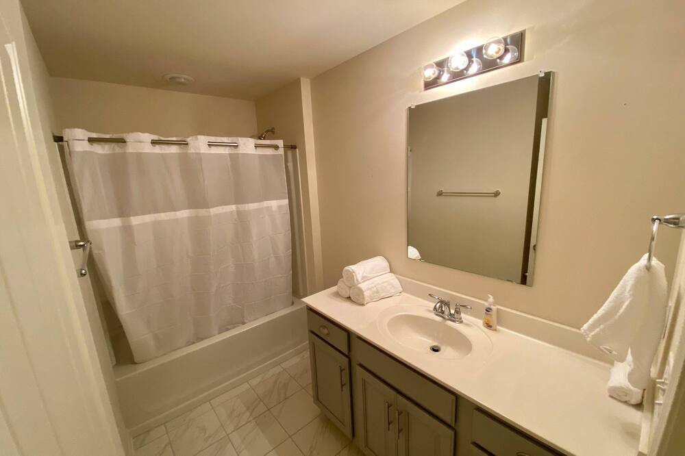 Photo of Bathroom in Fultondale