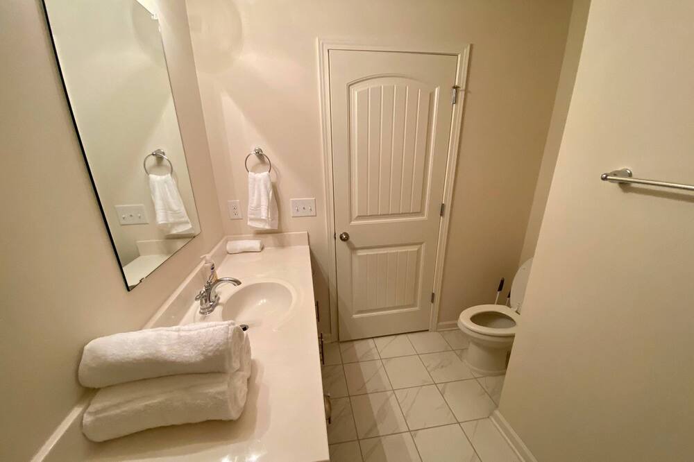 Photo of Bathroom in Fultondale