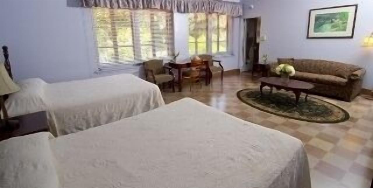 Photo of Bedroom in Wakulla Springs