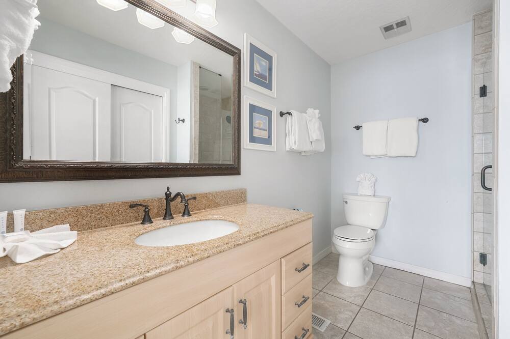Photo of Bathroom in Fort Walton Beach - Destin