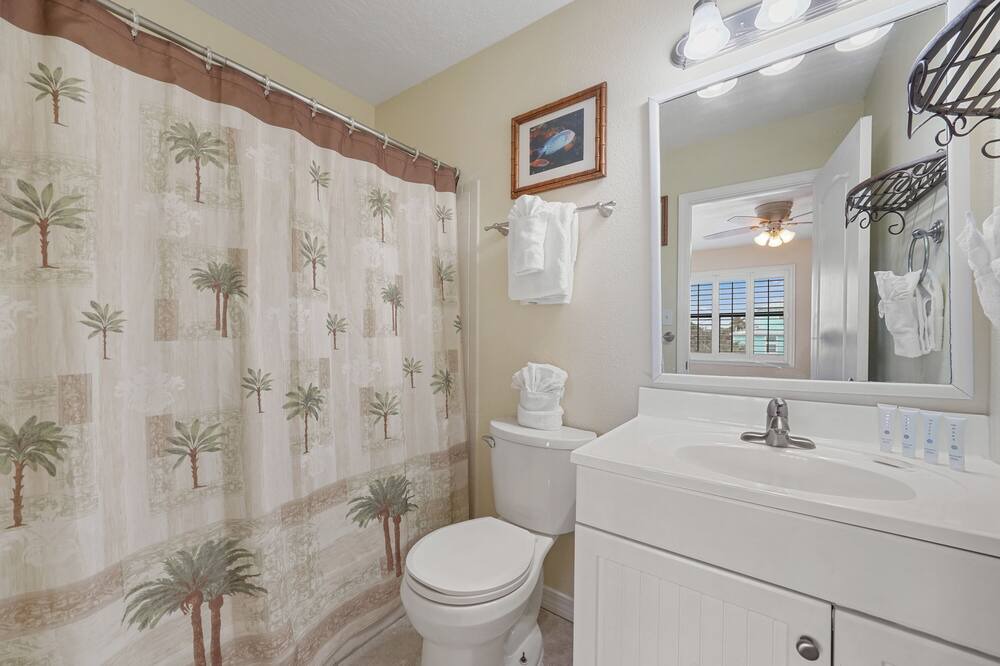 Photo of Bathroom in Fort Walton Beach - Destin