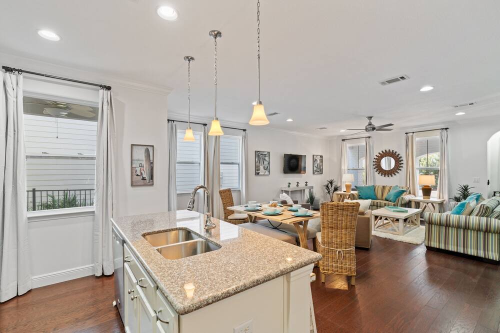 Photo of Livingroom in West Panama City Beach