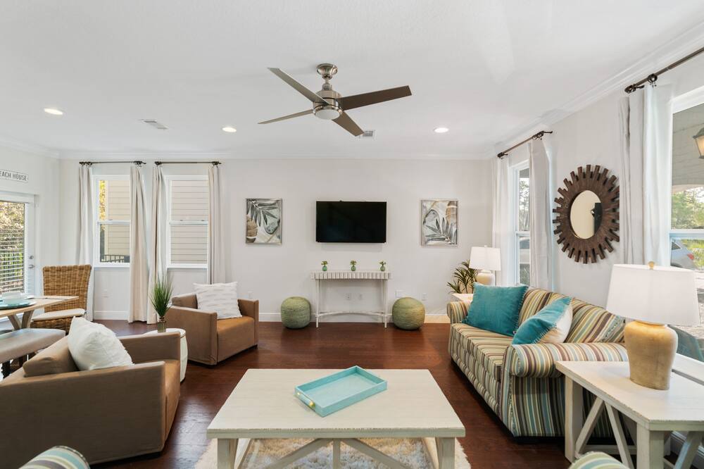 Photo of Livingroom in West Panama City Beach