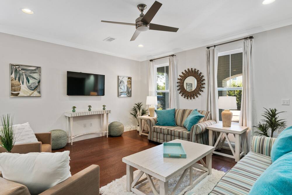 Photo of Livingroom in West Panama City Beach