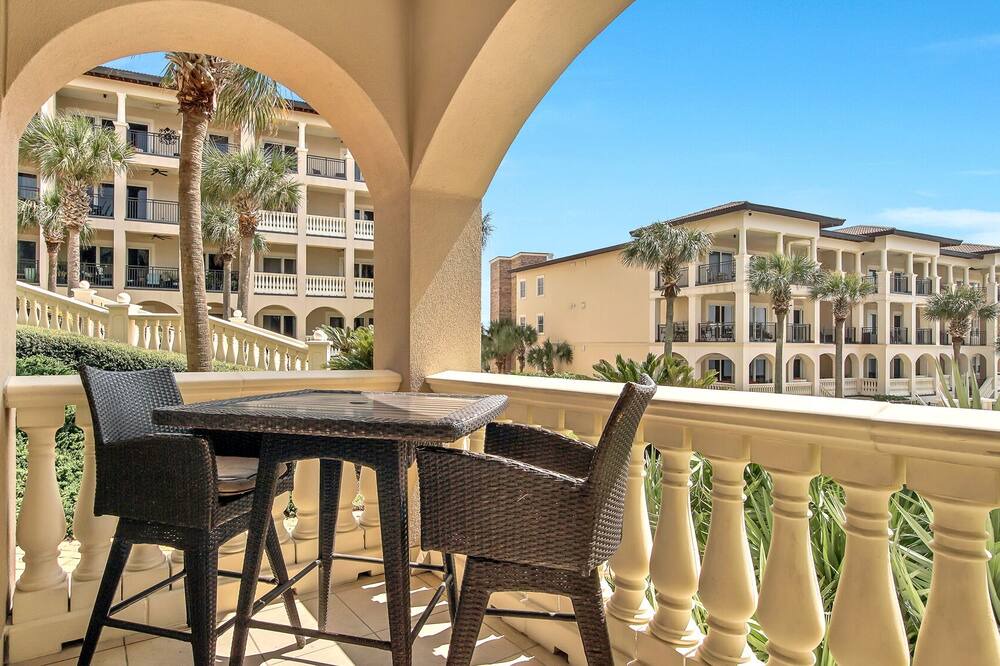 Photo of Livingroom in Santa Rosa Beach