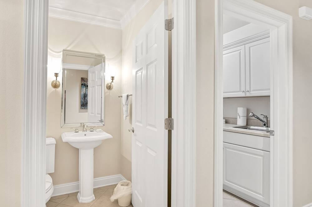 Photo of Bathroom in Santa Rosa Beach
