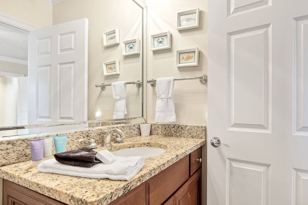 Photo of Bathroom in Santa Rosa Beach