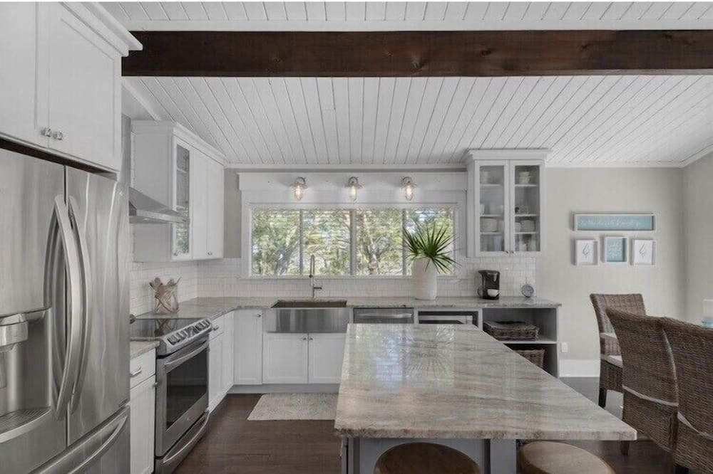 Photo of Kitchen in Gulfview Heights