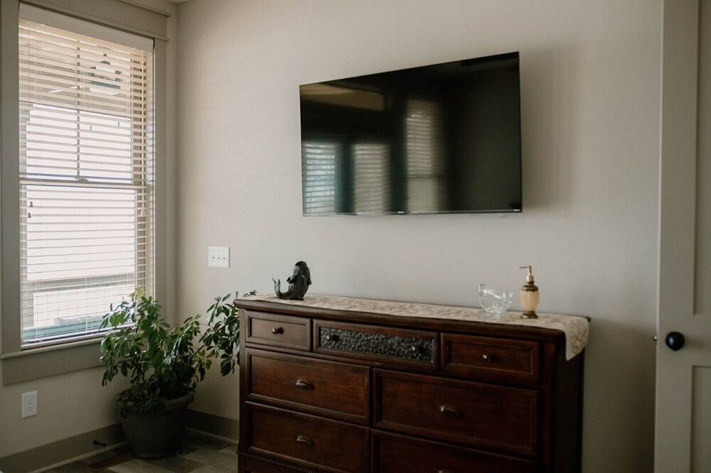 Photo of Bedroom in Pleasure Point