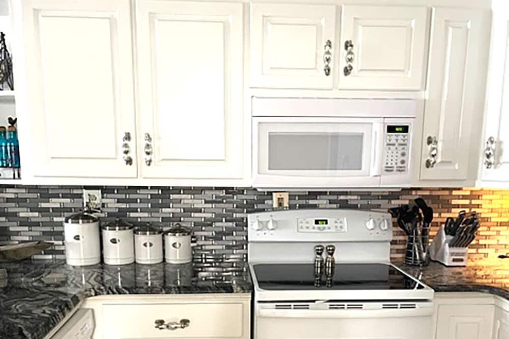 Photo of Kitchen in Sunnyside