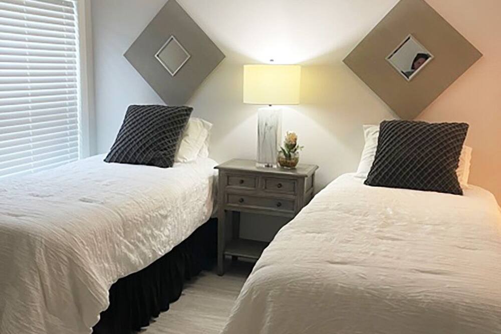 Photo of Bedroom in Sunnyside