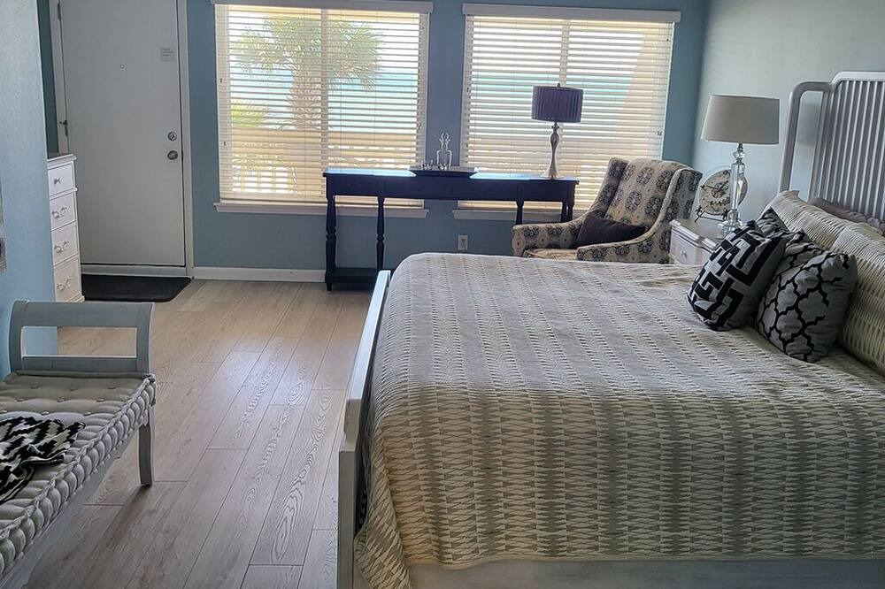 Photo of Bedroom in Sunnyside