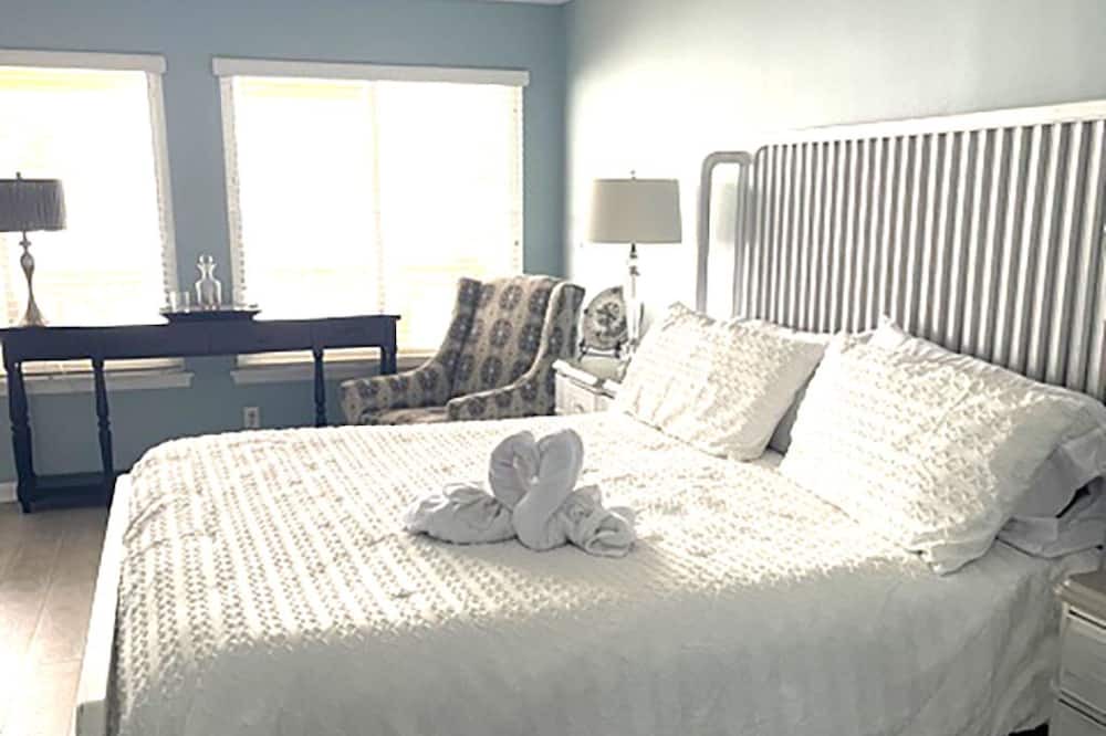 Photo of Bedroom in Sunnyside