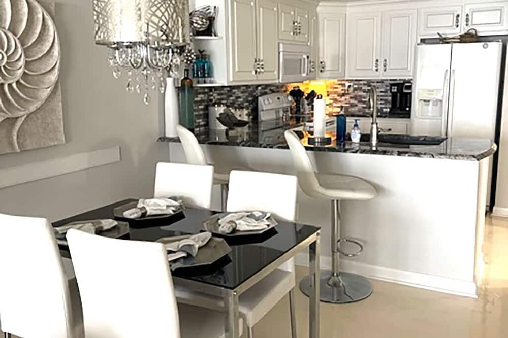 Photo of Kitchen in Sunnyside