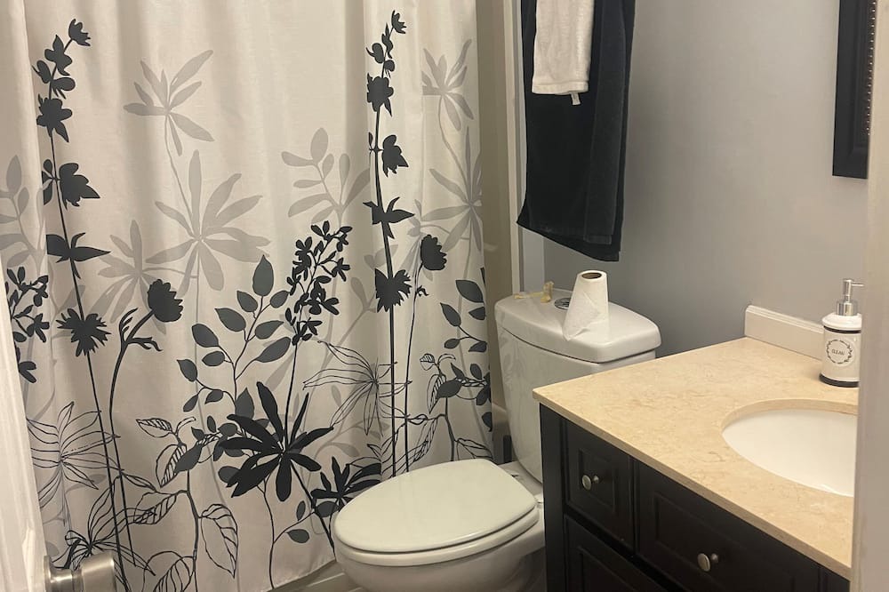 Photo of Bathroom in Gautier