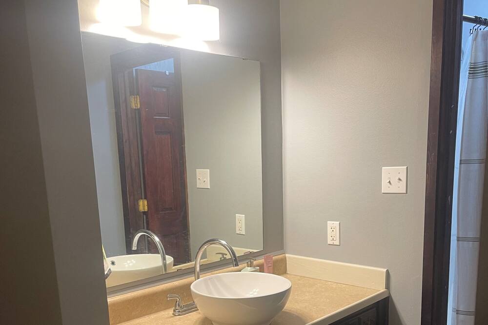 Photo of Bathroom in Gautier