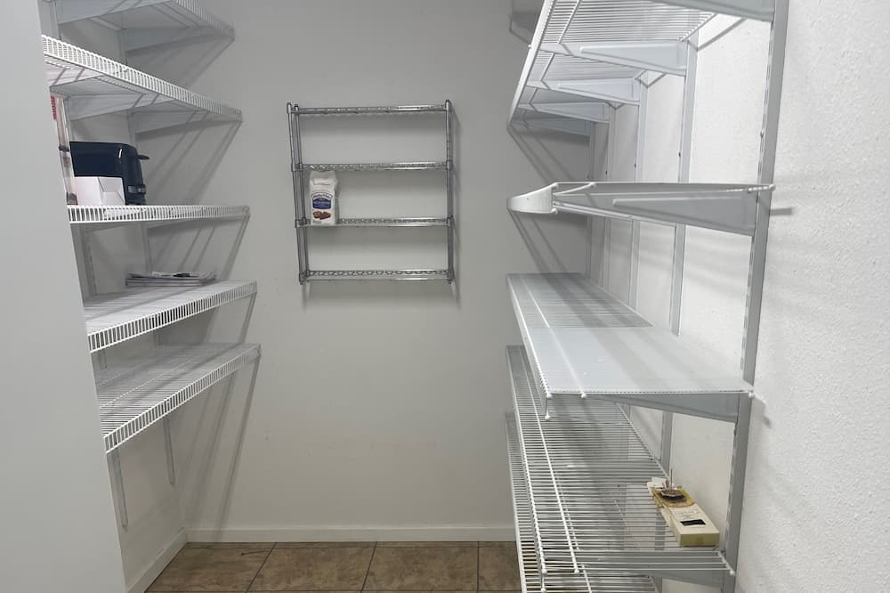 Photo of Others in Gautier