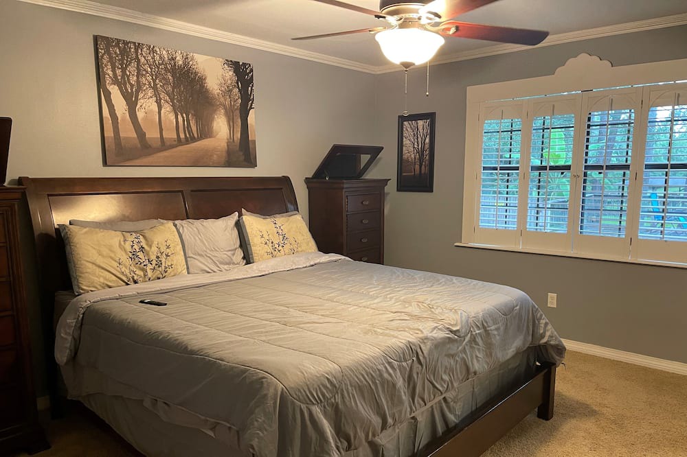Photo of Bedroom in Gautier