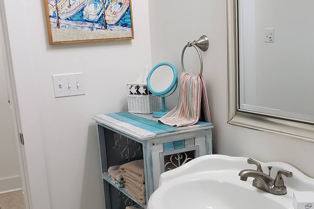 Photo of Bathroom in Mississippi City