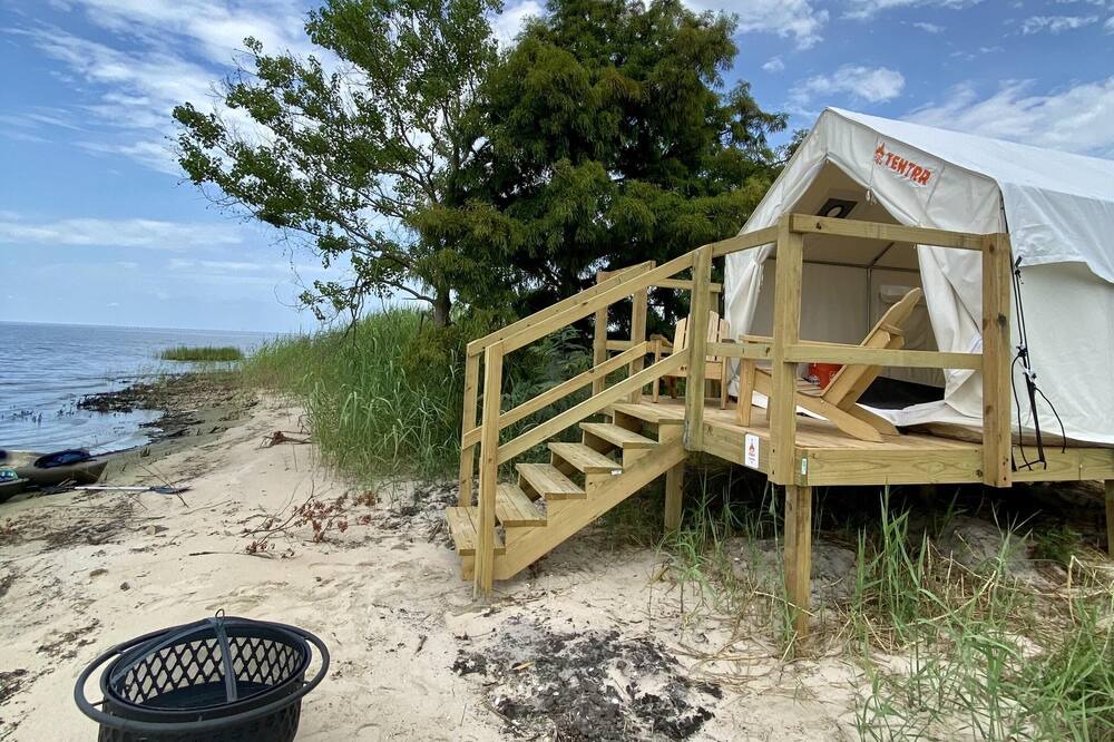 Photo of Others in Mandeville