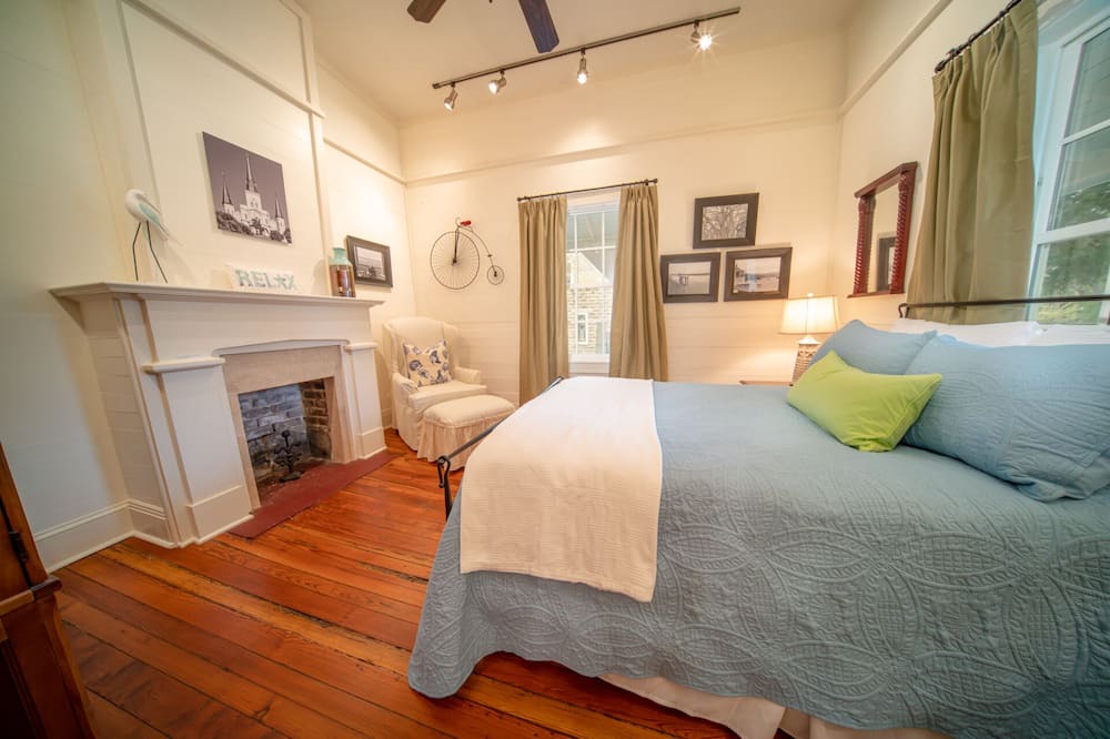 Photo of Livingroom in Historic Downtown Apalachicola