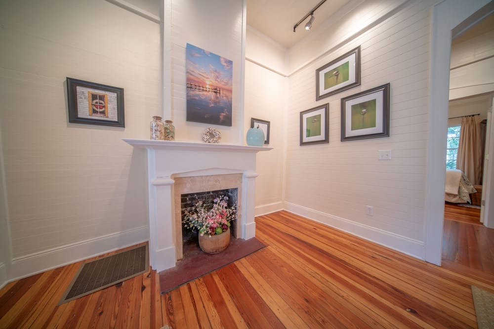 Photo of Livingroom in Historic Downtown Apalachicola