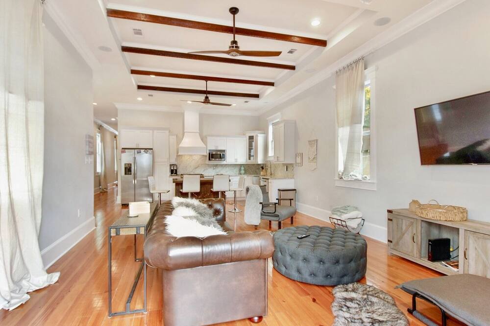 Photo of Livingroom in Saint Claude