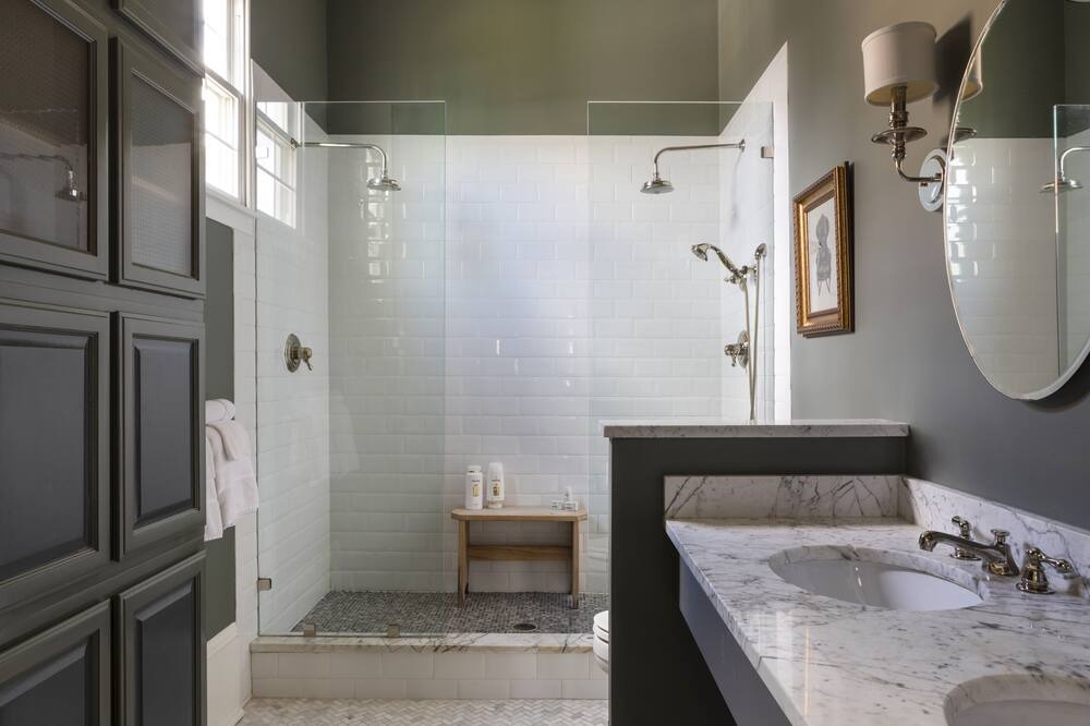 Photo of Bathroom in Algiers Point