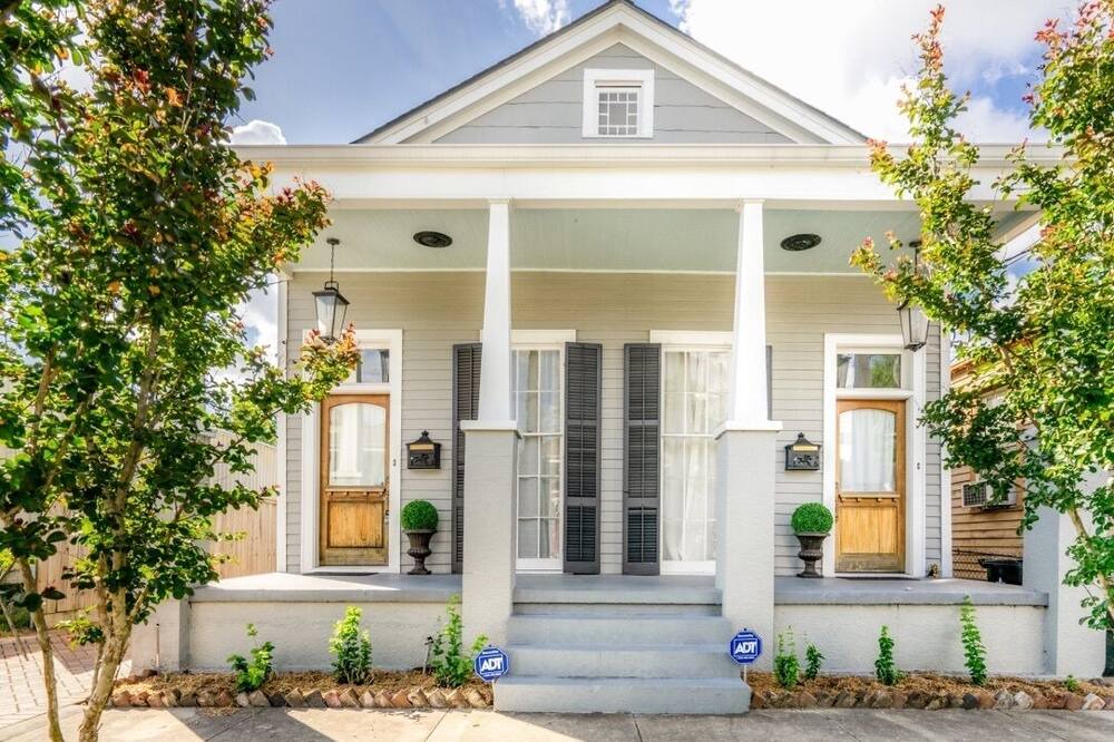 Photo of Outdoor in Algiers Point