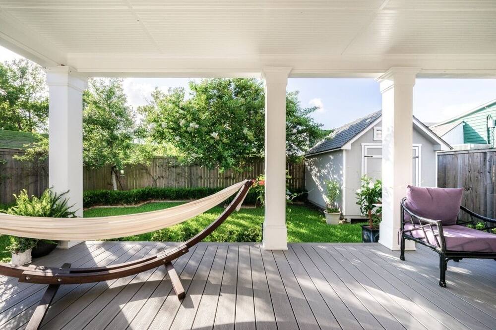 Photo of Patio Balcony in Algiers Point