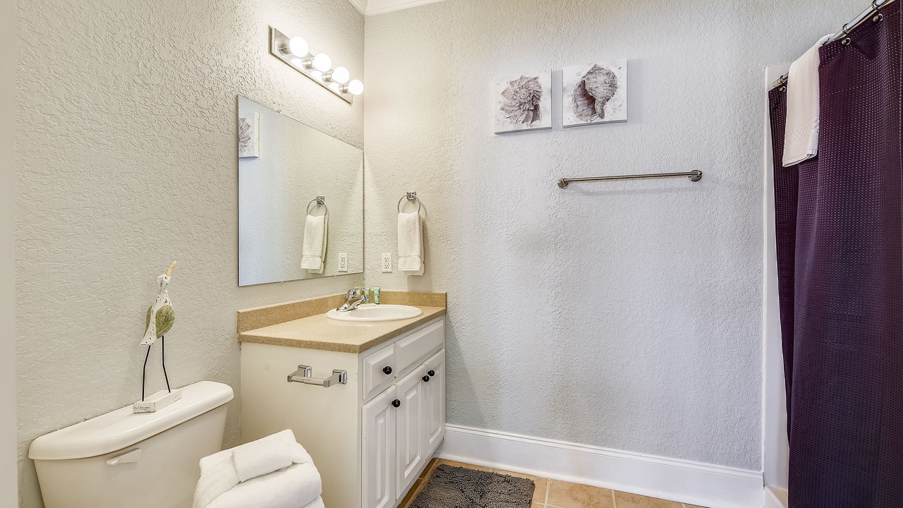 Photo of Bathroom in El Centro Beach