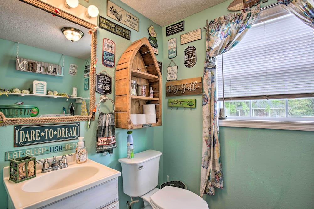 Photo of Bathroom in Kiln