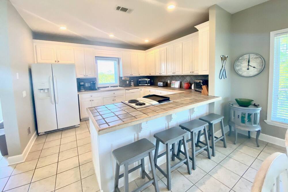 Photo of Kitchen in Treasure Beach Village