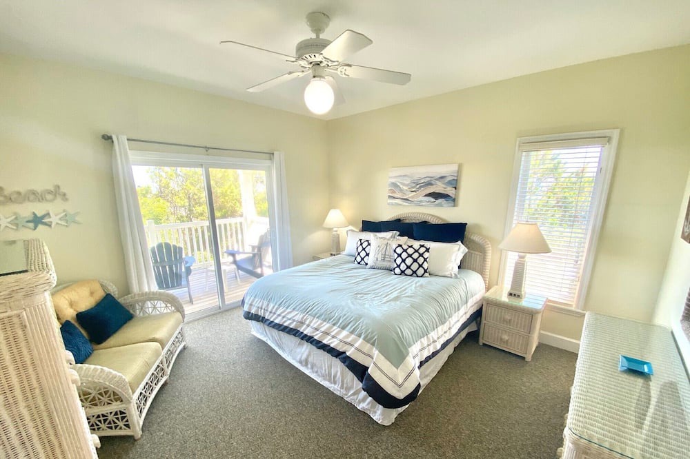 Photo of Bedroom in Treasure Beach Village