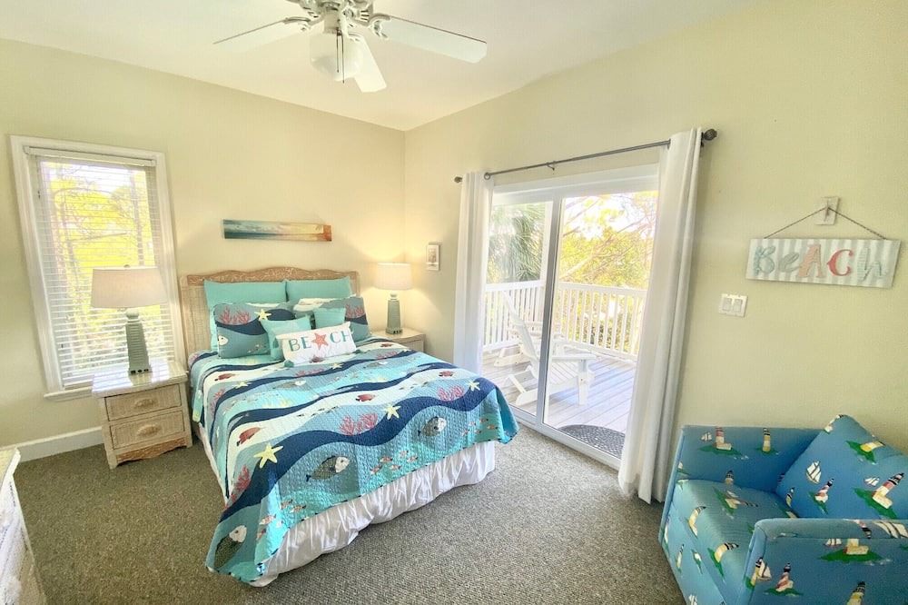 Photo of Bedroom in Treasure Beach Village