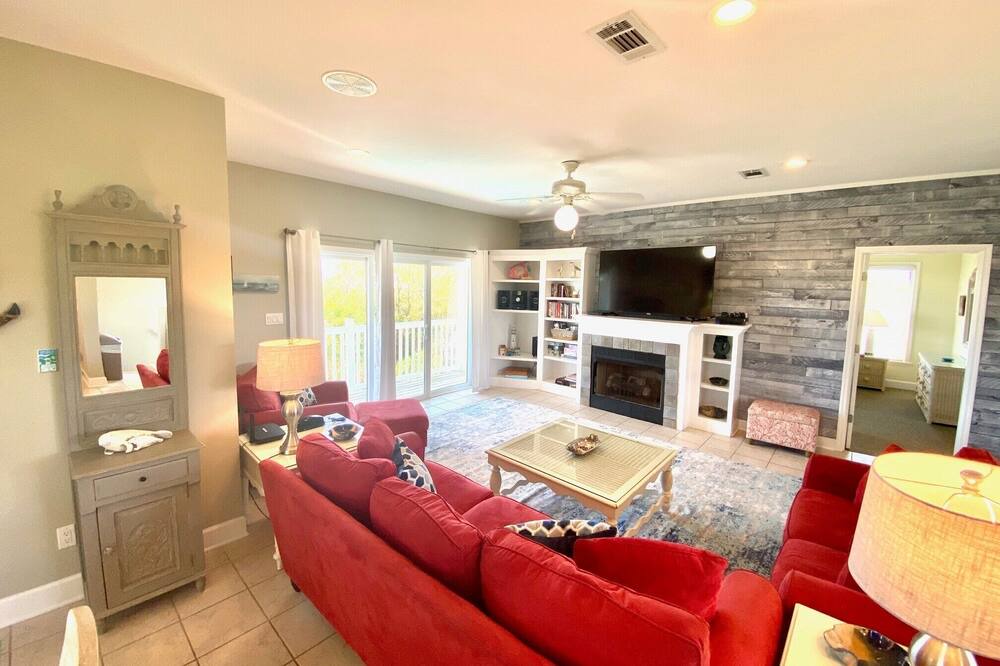 Photo of Livingroom in Treasure Beach Village