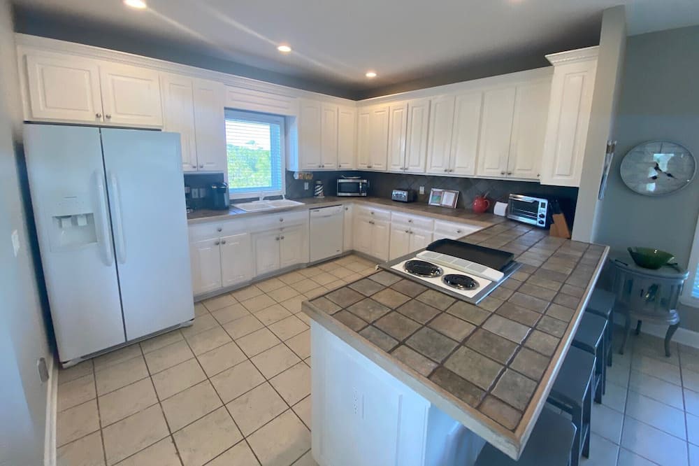 Photo of Kitchen in Treasure Beach Village