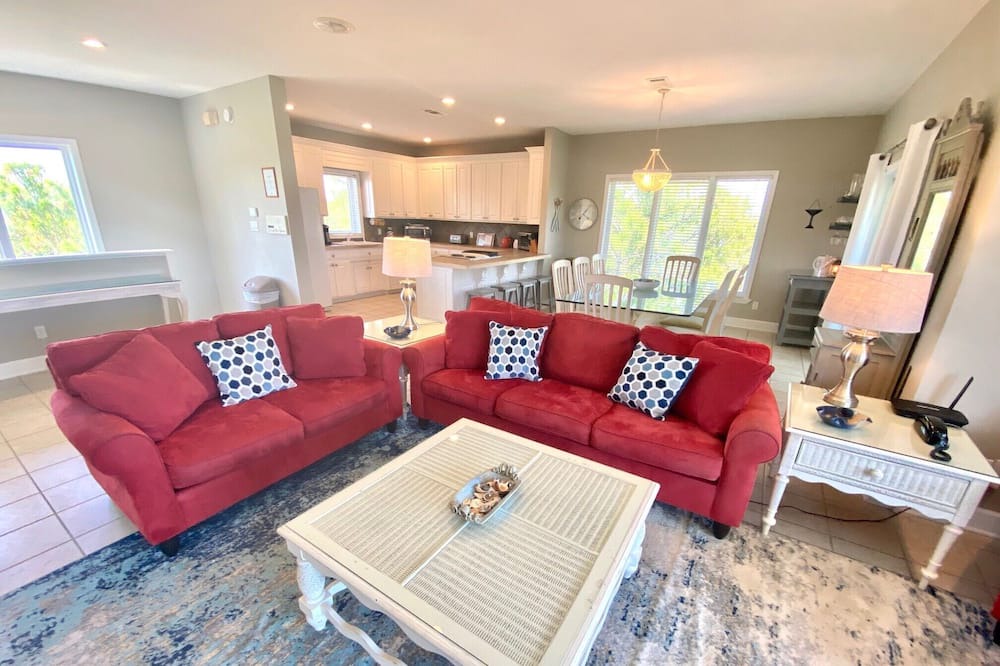 Photo of Livingroom in Treasure Beach Village